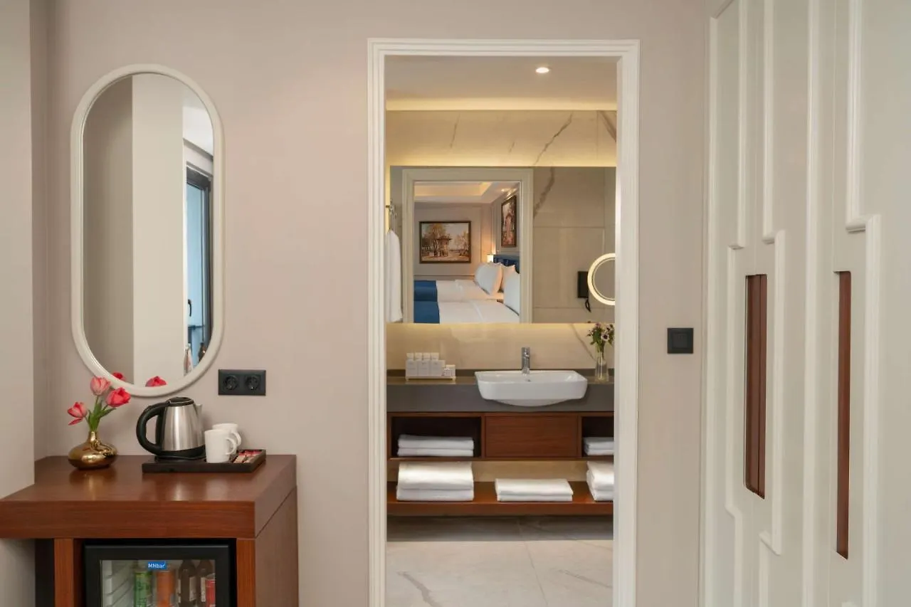 ****  Royan Hotel Hagia Sophia, A Member Of Radisson Individuals Istanbul Turkey