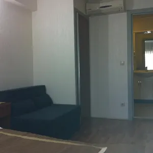Отель Sisli